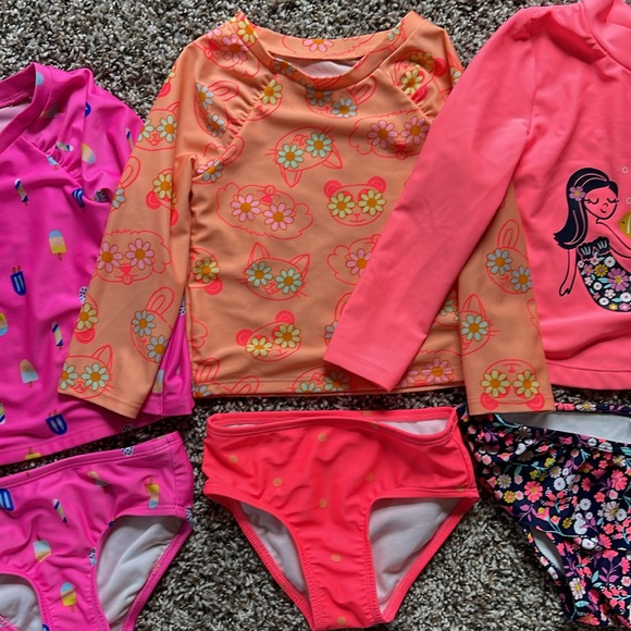 2T✨Swimsuit Bundle - Picture 3 of 10